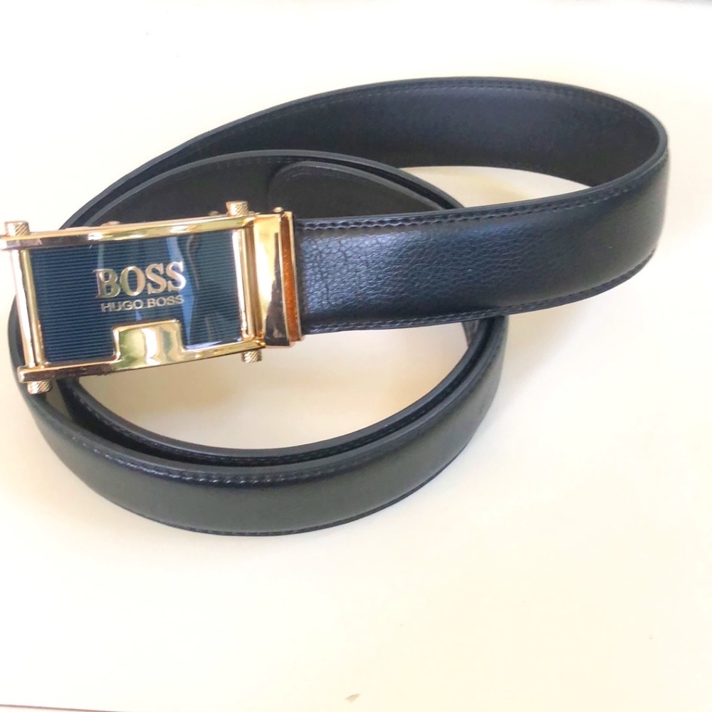 Hugo Boss Mens Black Leather Easy Lock Automatic Buckle Dress Belt Size 47 - Picture 2 of 5